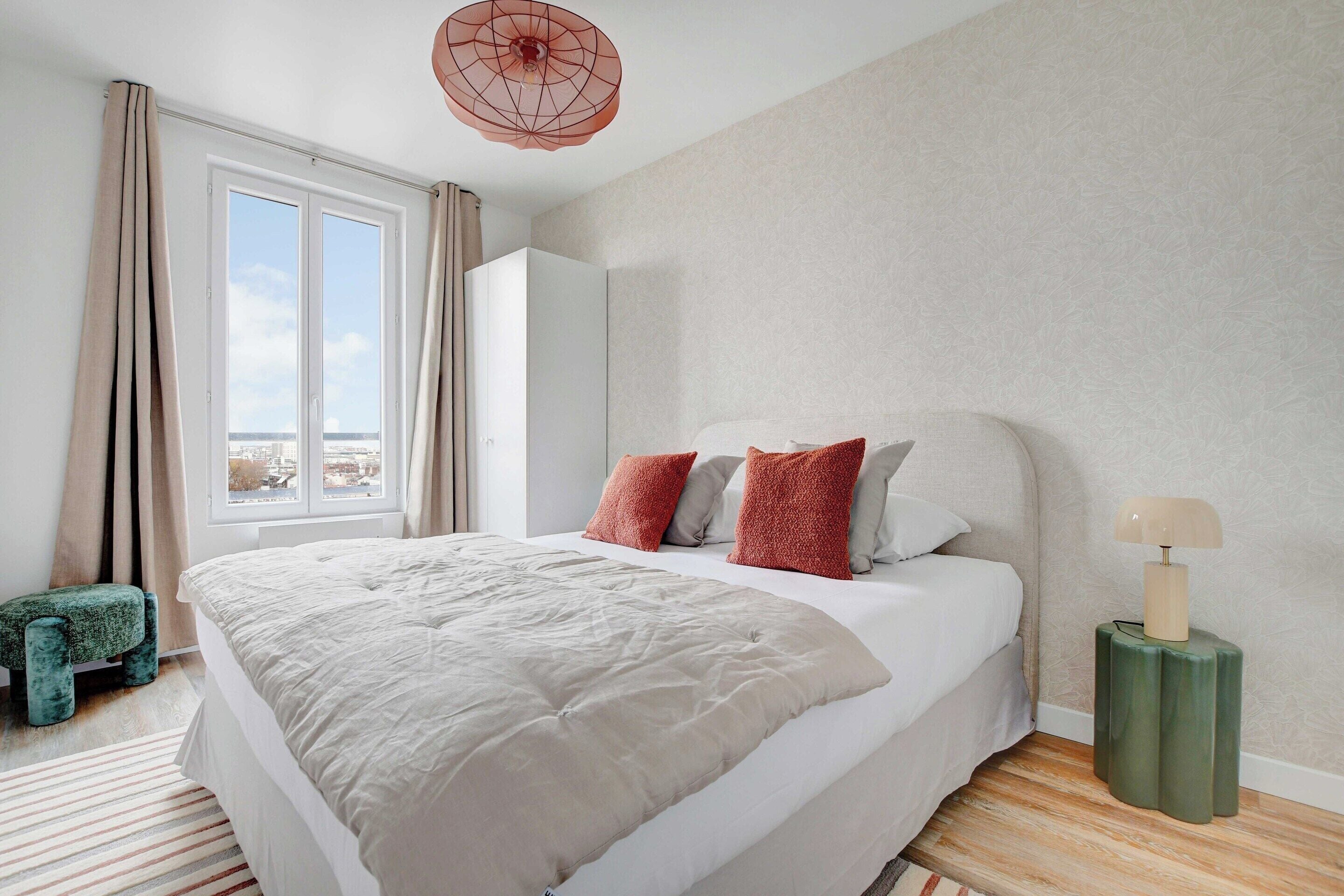 Leilighet | 1 soverom, skrivebord for bærbar PC, strykejern/-brett og sengetøy