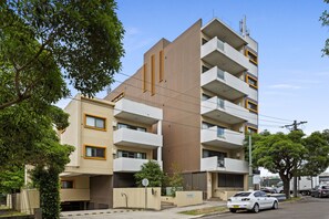 Reception - Ground Floor One-bed With Courtyard Access (Sydney)