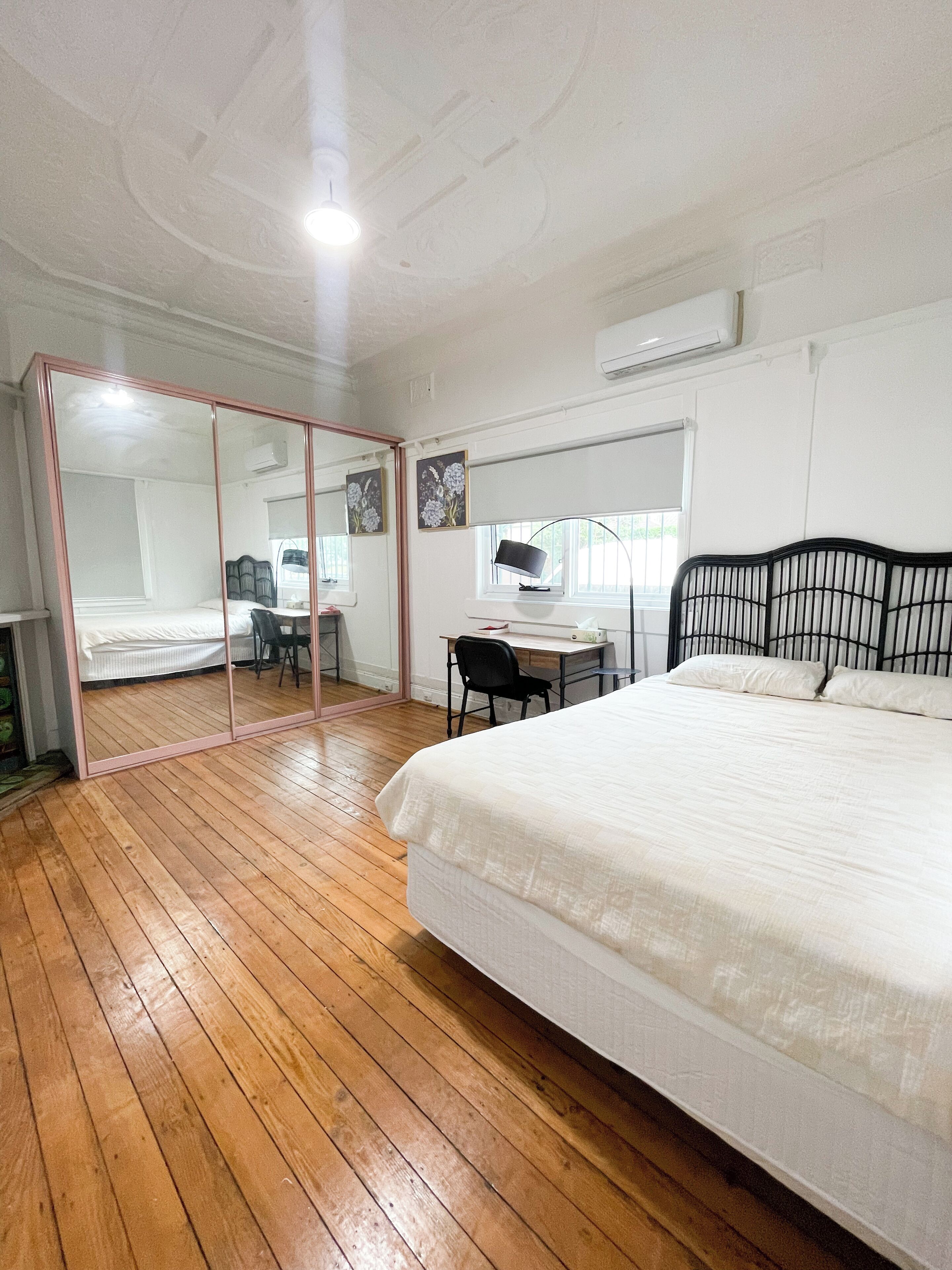 Chambre Deluxe | Bureau, espace de travail pour ordinateur portable, Wi-Fi gratuit