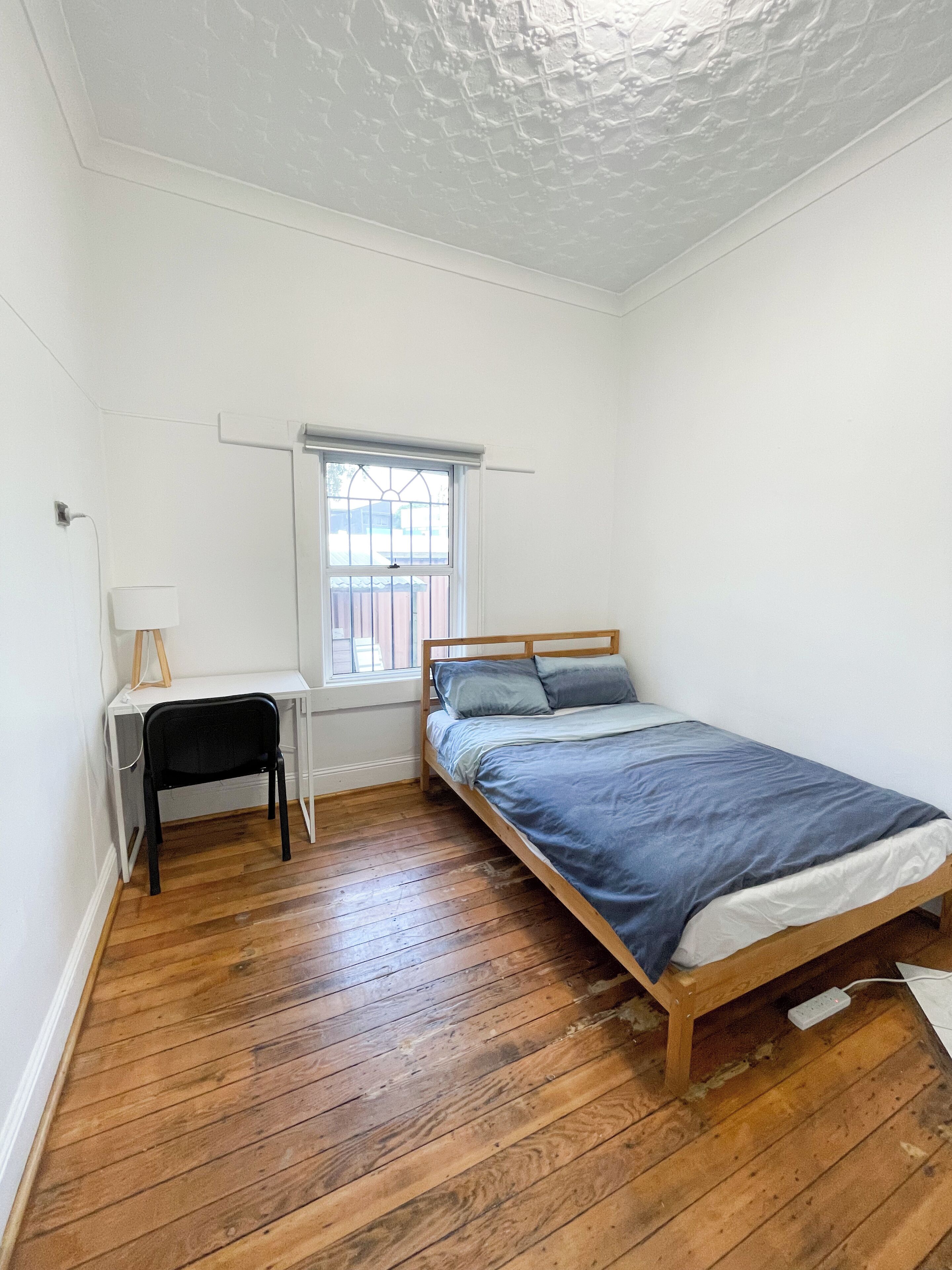 Desk, laptop workspace, free WiFi