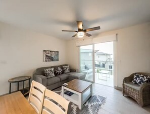 Living area - Sea Breeze Ocean Villa -C13-PBB- 2 bed, 2 bath (Punta Chame)