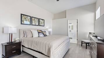 4 bedrooms, iron/ironing board, free WiFi, bed sheets