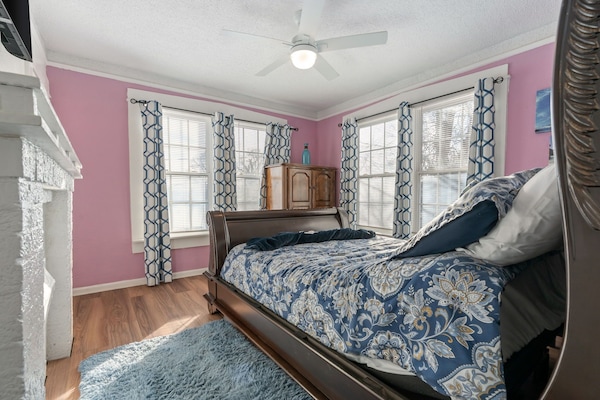 6 habitaciones, tabla de planchar con plancha y wifi gratis