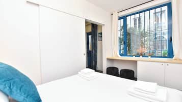 Appartement | 1 chambre, fer et planche Ă repasser, draps fournis