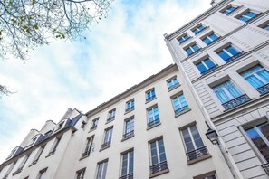 อพาร์ทเมนท์ | บริเวณภายนอก