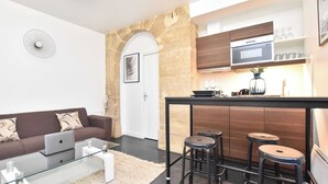Apartment | Living area - Superb Apartment-1br/3p - Sentier (Paris)