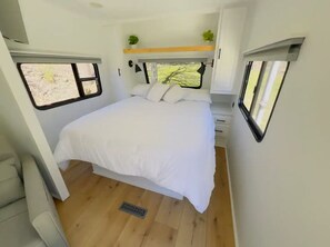 Accès Internet, draps fournis