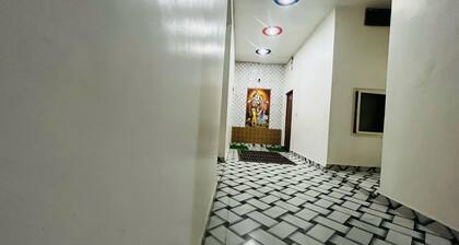 Hotel O Bhuteshwar Mahadev Temple