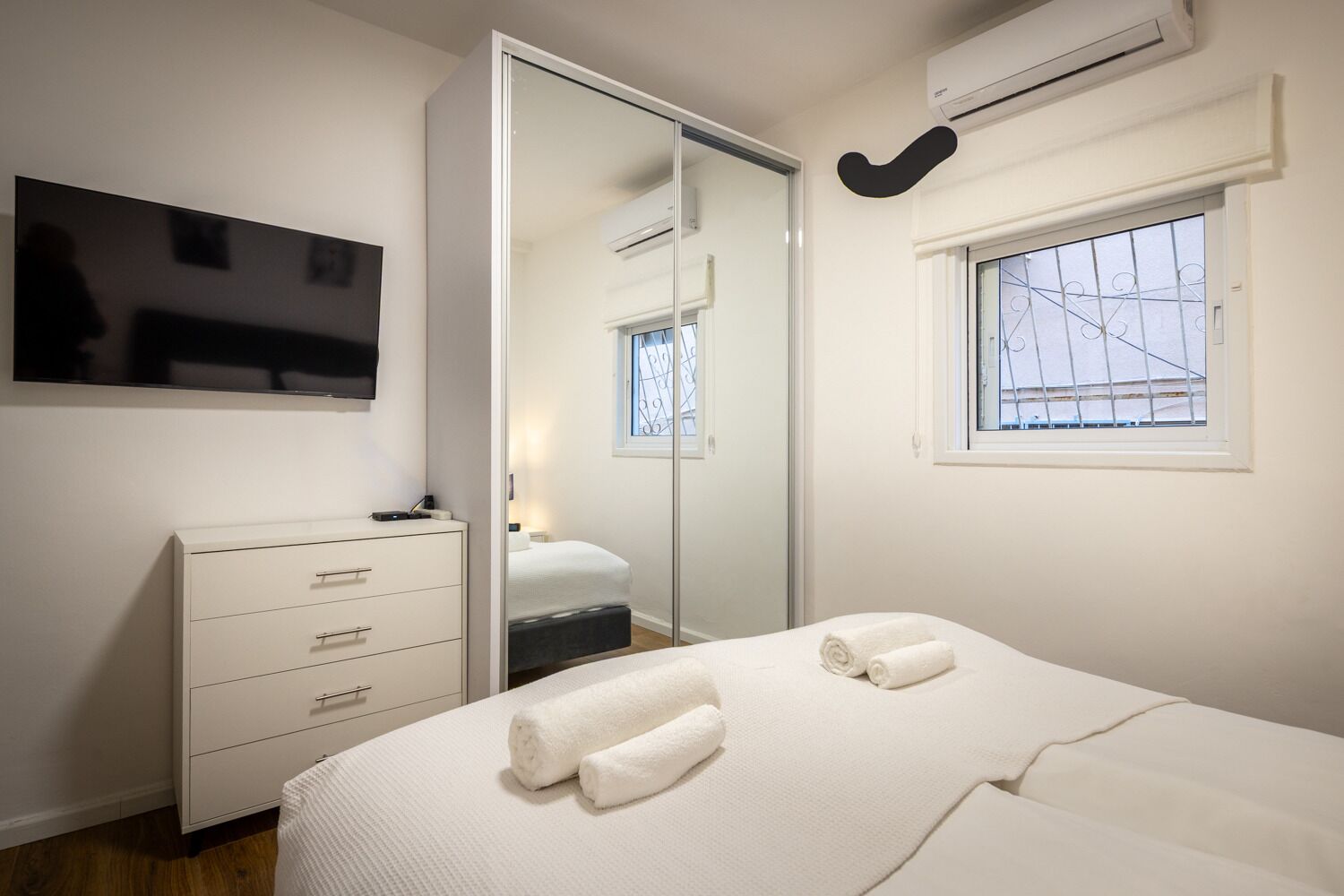 1 bedroom, free WiFi, bed sheets