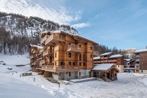 Exterior - Onyx – Stylish Alpine Apartment in Val d’Isère (Val d`Isere)