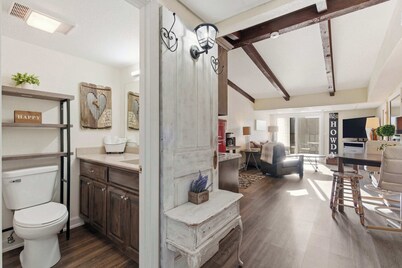 Lakin it Easy! Condo for 2