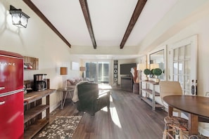 Condo, 1 King Bed, Patio (Lakin it Easy!) | Living area - Lakin it Easy! Condo for 2 (Kimberling City)