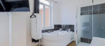 Le Nid Cosy 3, Balnéo et wifi