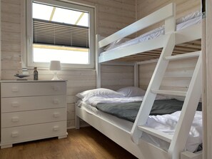 House | 2 bedrooms, individually furnished, iron/ironing board, bed sheets - Holiday Homes With air Conditioning (Darlowo)