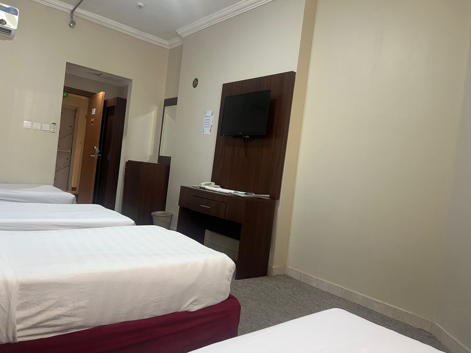 In-room safe, desk, laptop workspace, soundproofing