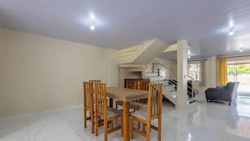 Villa básica | Restauración