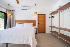 3 bedrooms, desk, WiFi - CASA LOLA a Modern Home in Pinilla, 3 master Bedroom and a private pool (Pinilla)