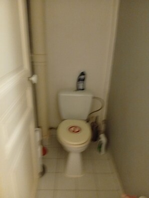 Towels - Renting a room in a 2 room apartment (Paris)