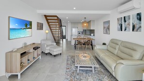 Apartment | Living room
