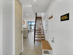 Apartment | Living room - Modern 2-bedroom Apartment With Pool Access (Batemans Bay)