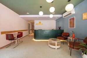 Reception - Medellinn The Blooming Hotel (Medellín)