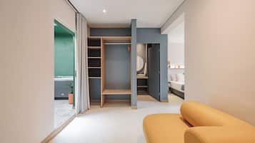 Habitación doble superior | Caja fuerte, escritorio, espacio para trabajar con un portátil