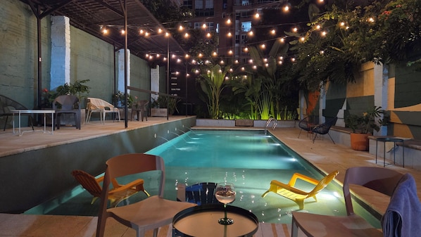 Outdoor pool - Medellinn The Blooming Hotel (Medellín)