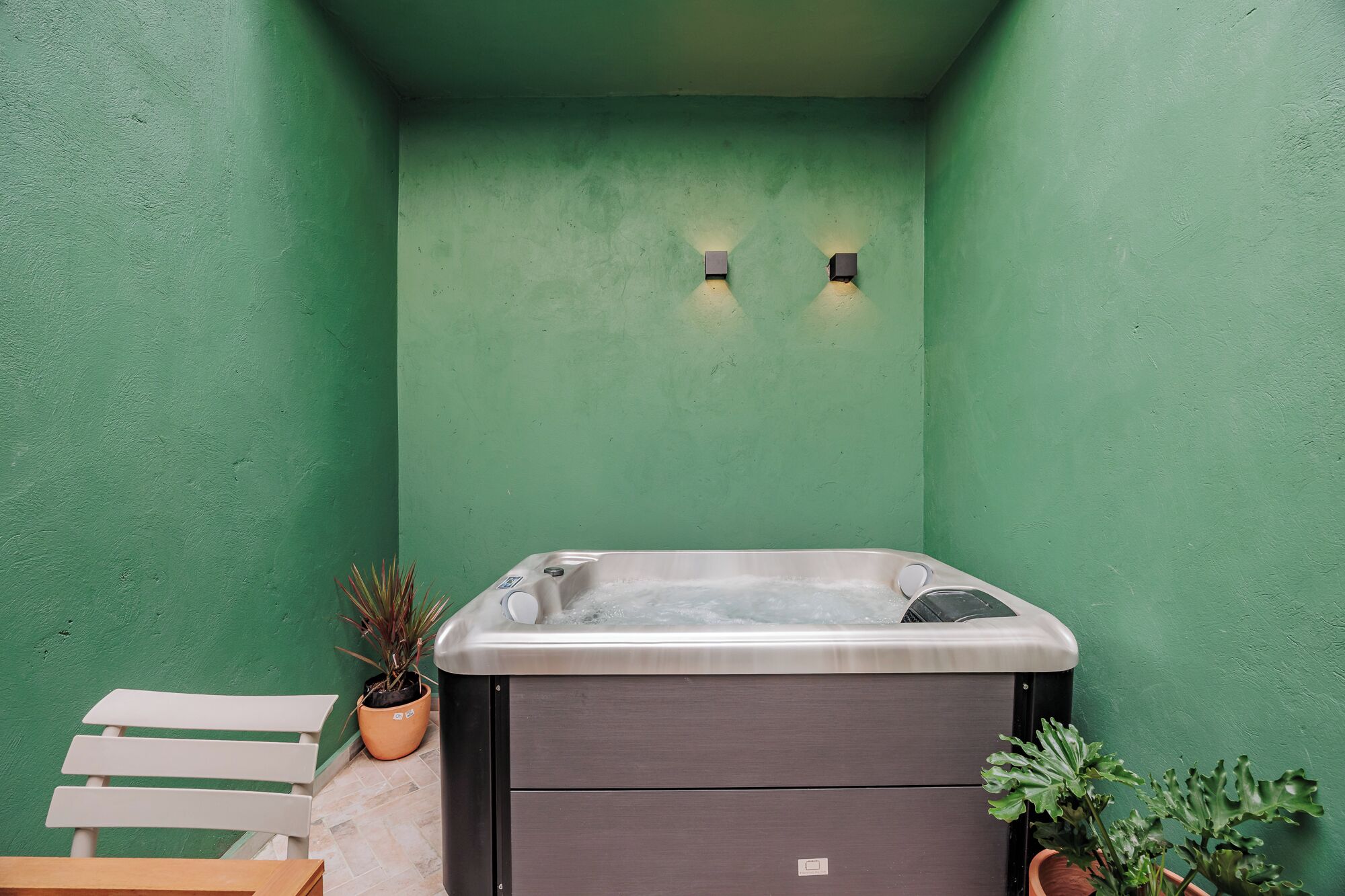 Habitación doble superior | Caja fuerte, escritorio, espacio para trabajar con un portátil