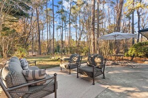 Terrace/patio - 4 King Beds | Buckhead Oasis with Gazebo, Ping Pong, Cornhole, & Huge Yard (Atlanta)