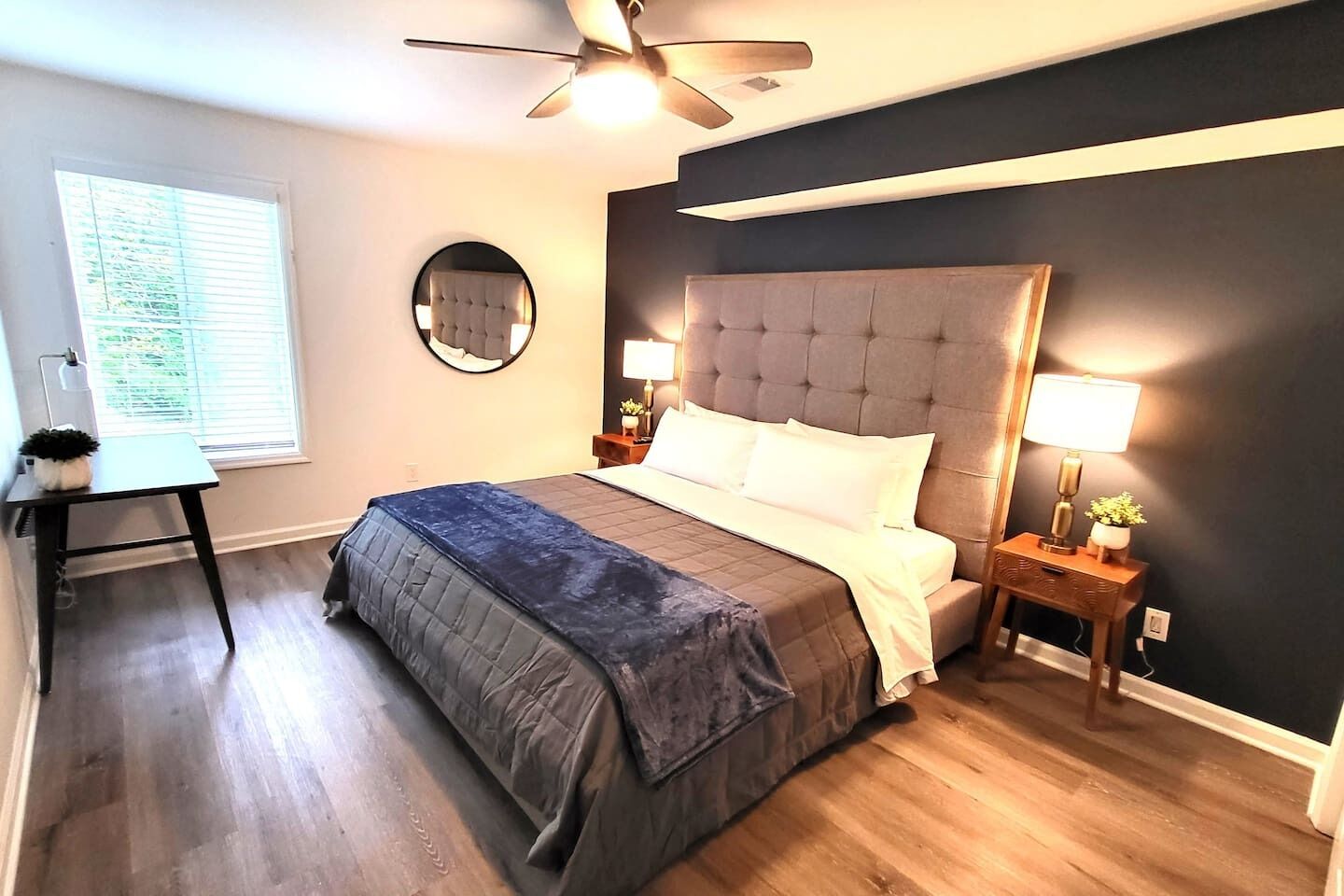 Fer et planche à repasser, Wi-Fi, draps fournis