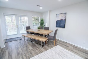 Dining - 7 BR / 5 BA | 2 Homes Sandy Springs Near Buckhead (Atlanta)
