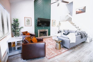 TV - Modern Sandy Springs Stay | Near Buckhead (Atlanta)