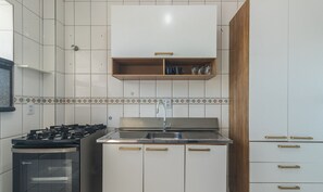 Apartment | Private kitchen - Elb0203 Apto c/ Hidromassagem em Coqueiros (Florianópolis)