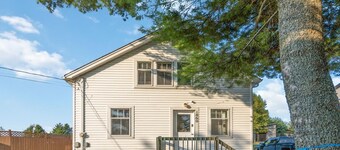 Bright & Cozy 2-Bedroom House - Clean, Comfortable, and Well-Located