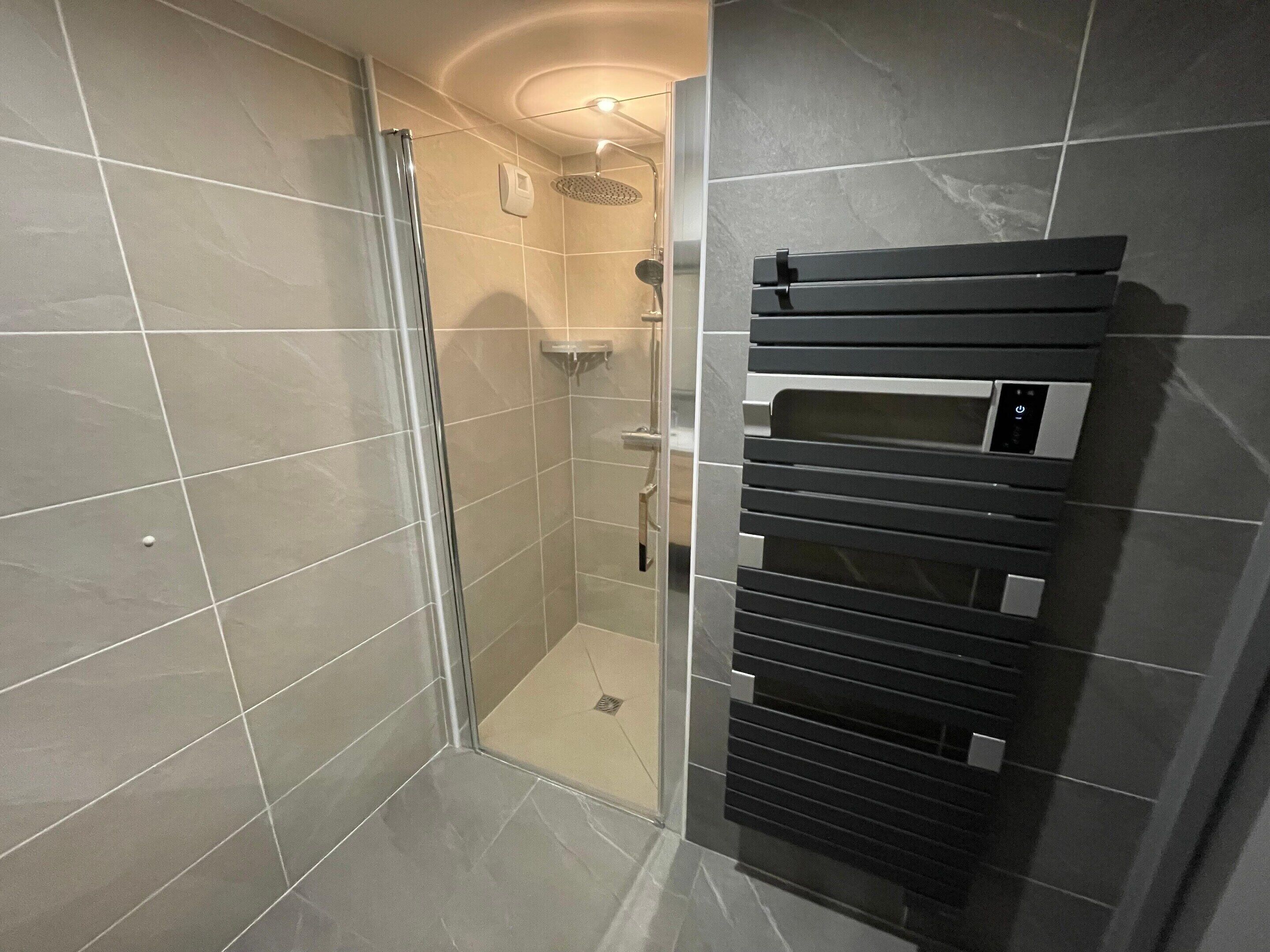 House | Bathroom