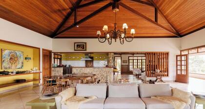 Suite com vista ao Pico do Forno Grande