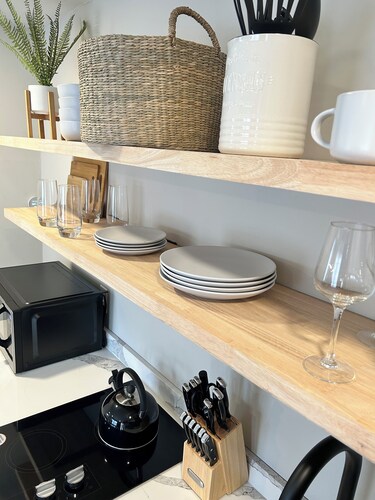 Cozy 1-bedroom apartment in adorable North Providence