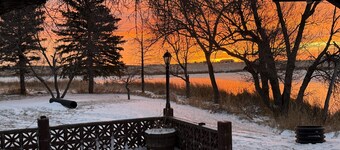 Comfortable old farmhouse now used as a hunting lodge in Hurdsfield