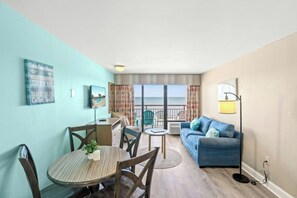 Smart TV - Landmark 838- Oceanfront 1BR-Indoor/Outdoor Pools (Myrtle Beach)