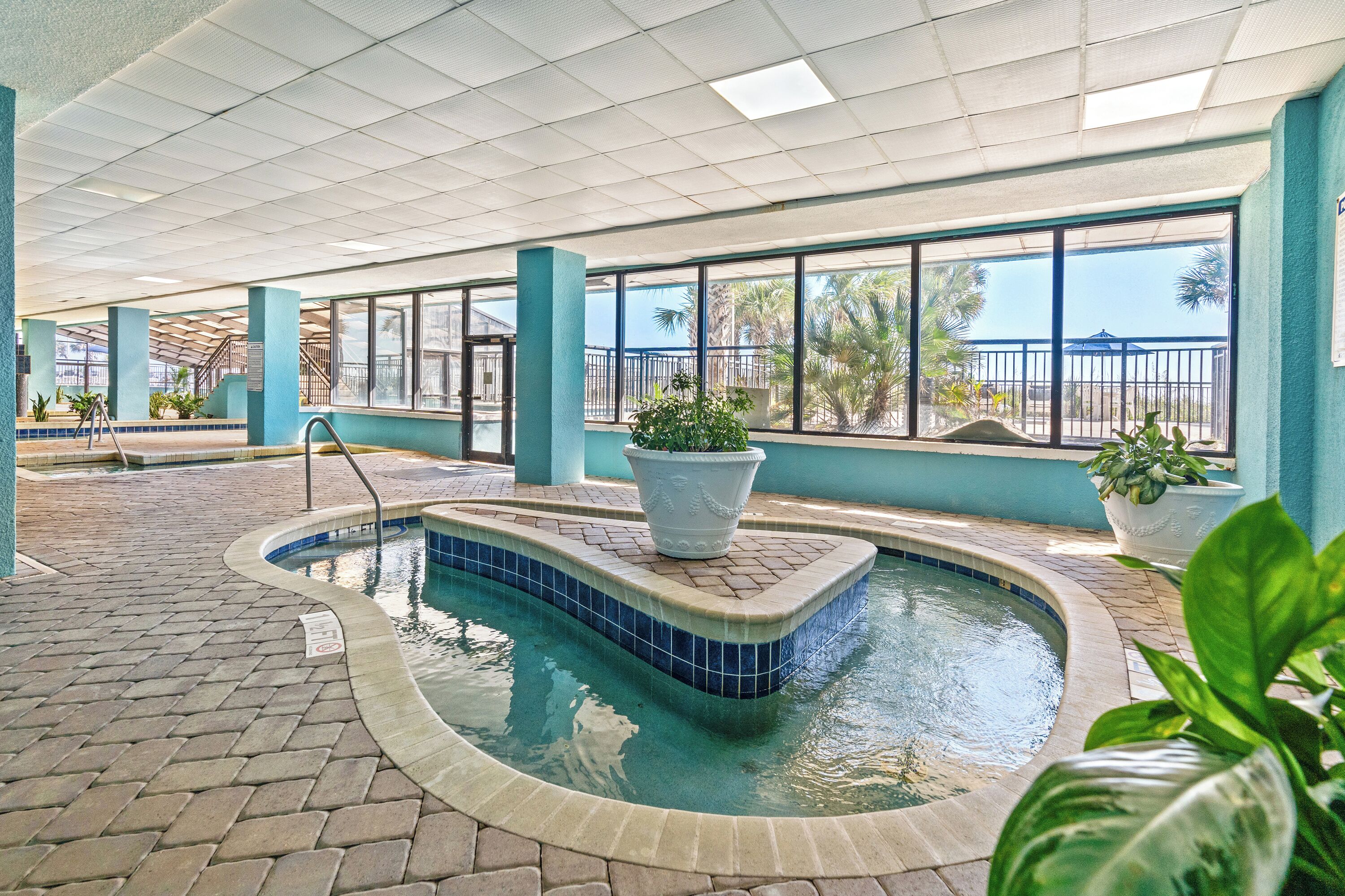 Indoor pool, outdoor pool