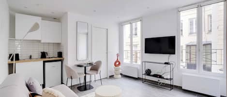 Apartment | Living area