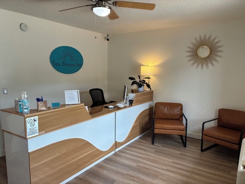 Sea Breeze Inn