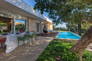 Outdoor dining - Villa dei Carrubi SicilyMyHome (Scicli)