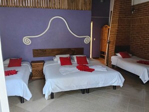 Habitación cuádruple superior | Wifi gratis 