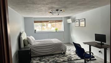 2 Schlafzimmer, Bügeleisen/Bügelbrett, WLAN, Bettwäsche