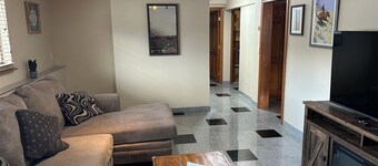 Private Luxury 2 Bedroom Suite