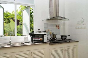 Private kitchen - Baan Aree Villa (Krabi)