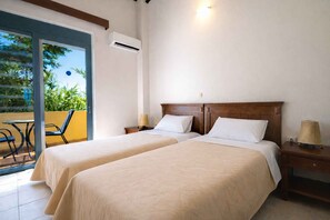 Luxury Villa, 3 Bedrooms, Private Pool, Sea View - Corali Villas  (Kamisiana)