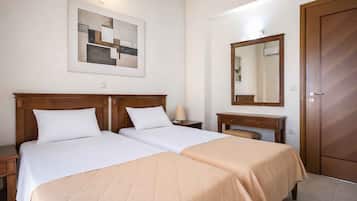 Luxury Villa, 3 Bedrooms, Private Pool, Sea View | Hypo-allergenic bedding, in-room safe, iron/ironing board