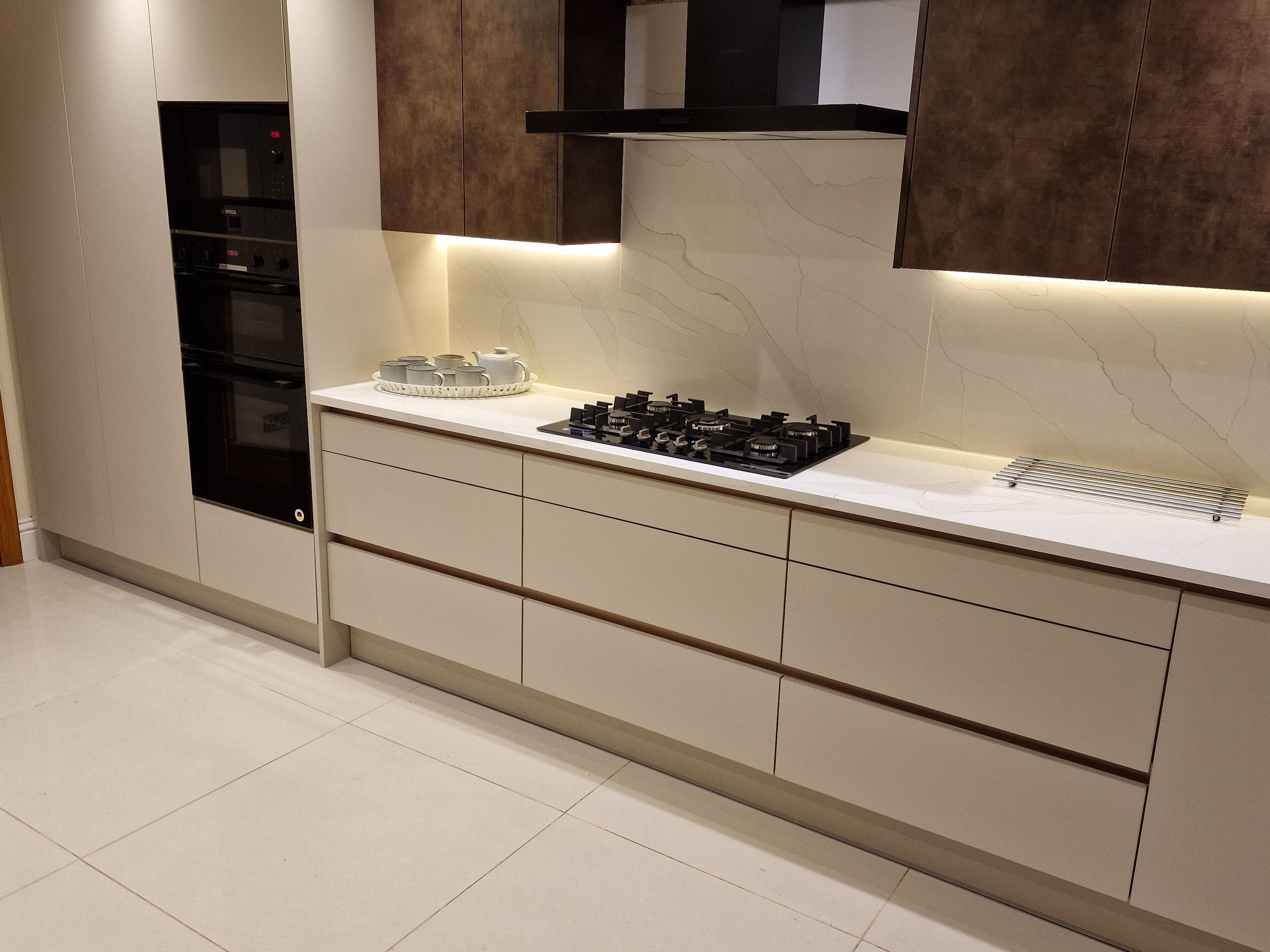 Mikrobølgeovn, ovn, opvaskemaskine